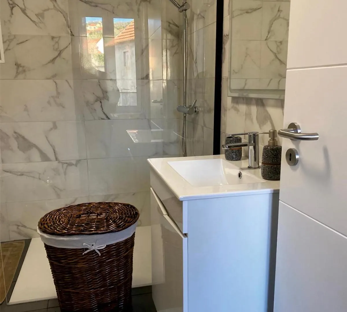 My Little Home Cottage 2 Bedrooms - Soulful Stays Porto Moniz 0*,  Portugal